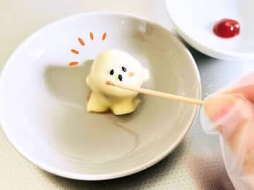 簡単＆かわいい！『ミートボールおばけ』の作り方。お弁当はもちろんパーティにもおすめです♪