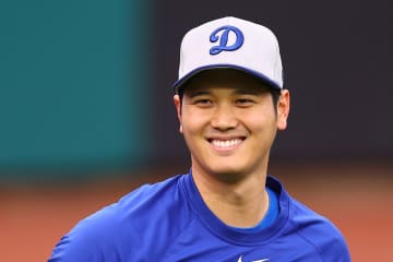 ドジャース大谷翔平がトロントへ出発  “移籍誤報”忘れぬブ軍女性ファン「２年遅いわ！」