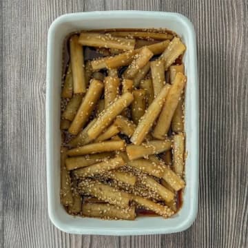 【もう、ごぼうが止まらない！】「作り置きで助かる」「味しみ最高」クセになる絶品ごぼうレシピ4選