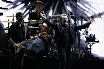 U2、2025年【ウディ・ガスリー賞】を受賞「音楽には文化そのものを動かす力がある」
