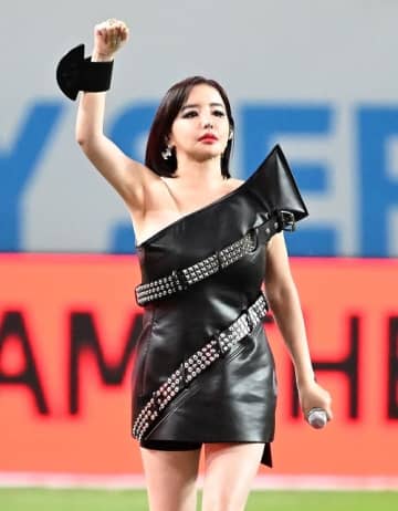 相次ぐ“奇行”や健康状態に「怒りよりも心配」　2NE1パク・ボムに“告訴された”恩師は困惑