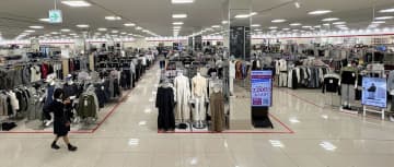 しまむら、都内最大2000平米の西友大森店が移転開業。ファッション・寝具・インテリアのフルラインアップ