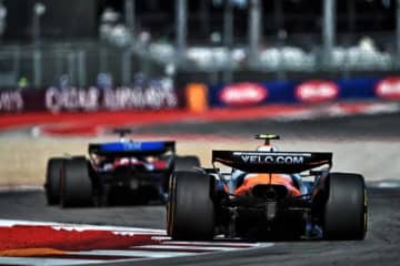 「2ストライクだ」「ターン13に気をつけて」ドライバーはトラックリミット違反とも格闘【F1第19戦無線レビュー（1）】