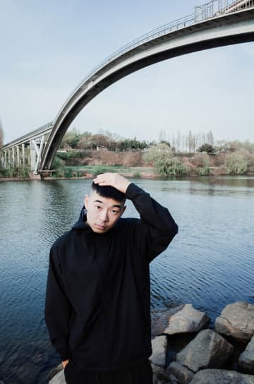 Hans.、ソウル＆東京ツアーに先駆けて新曲「Silver Lining」のミュージック・ビデオを公開