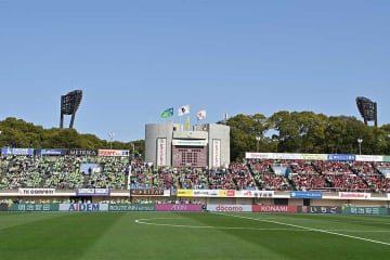 J1スタジアム、南北を“入れ替え”　南風の影響も…ファンは歓迎「スタグル近くなる」