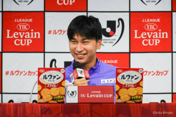「感謝したい」広島MF中島洋太朗がニューヒーロー賞受賞に喜びの声…賞金50万円は「普通に生活費に使いたい」