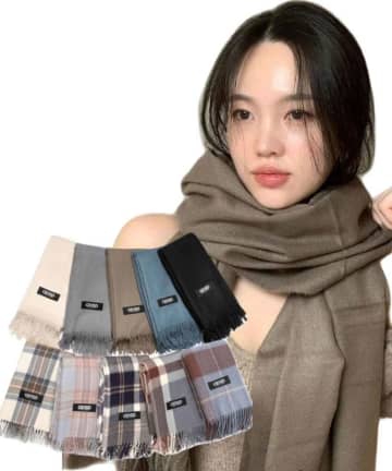 【MOVEで見つけた】巻くだけで即カワイイ♡ 秋冬コーデに似合うチェック柄のボリュームマフラー