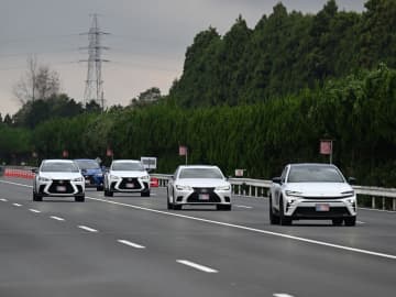 トヨタが目指す理想のSDVは「コミュ力」が違う！インフラ、予測、そして車載AI・・・「最新知能化技術」の最前線を実体験
