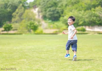 義務教育を一切受けなかった作曲家が、「不登校でも意外と大丈夫」と言い切る理由