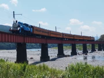 大鉄「きかんしゃトーマス号」、不具合で10月31日まで運休 EL代替列車を運行