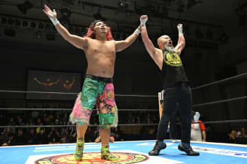 【新日本・SJTL】高橋ヒロム＆外道の「外道夢道」が初陣飾る　外道の髭には「プロレスの叡智が詰まっている」