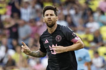 メッシ、インテル・マイアミと契約延長！　2028年までの3年契約を締結「本当に嬉しく思っている」