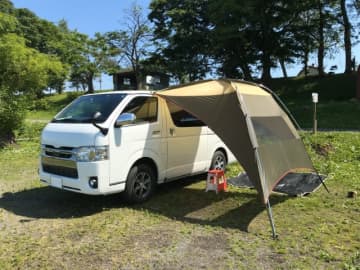 オープン式カーサイドタープは車中泊＆デイキャンプに超最適！おすすめ5選を紹介