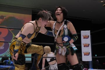 女子プロレスの絆――スターダム八神蘭奈が「多恵ロック」継承へ　引退した本間多恵が後輩に託したレスラーの魂