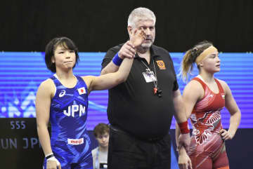 藤波朱理、57キロ級で決勝進出　レスリング、144連勝に