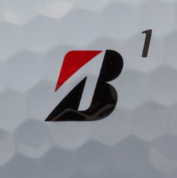 ブリヂストン『TOUR B JGR』にも、人気の「コーポレートカラーBマーク」入りが登場！ 11月7日デビュー