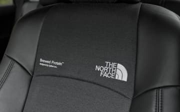 トヨタ・コニック・プロ、2026年春発売「ランドクルーザープラド ニュースケープ」をジャパンモビリティショー2025に出展