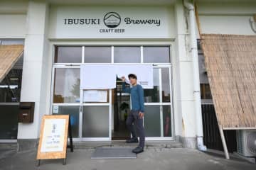 南国「指宿旅」で訪れたい！　小学校で作るクラフトビール！？  醸造所は「家庭科室」　日本最南端の駅で見られる「幸せを届ける」もの【鹿児島県指宿市】