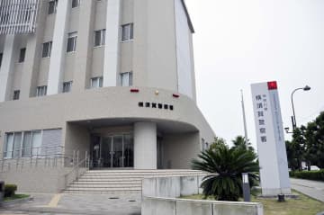 横須賀の県道　オートバイにはねられ女性が死亡