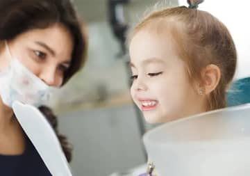 子どもの歯が黄色いのが気になる時は？家庭でできる対応方法を歯科衛生士の視点からお伝えします