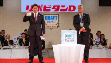 新井監督が明かしたクジ引きの裏話「2回連続は外せない」　広島が求めた“即戦力野手”　レギュラー争いにも期待