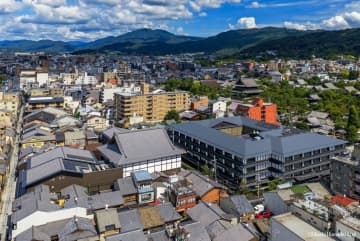 四条・鴨川東岸「カペラ京都」は2026年春開業に。全89室、歌舞練場とあわせ地域活性化へ