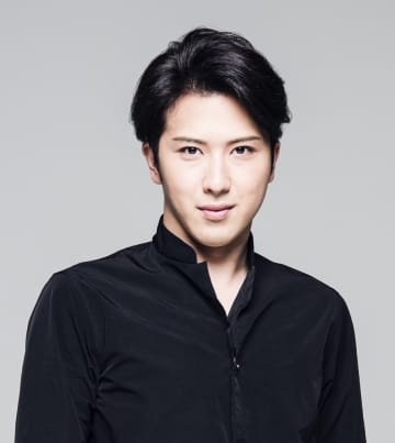 尾上松也　各界から4人が選ばれる　スーツ・オブ・ザ・イヤー受賞者に決定