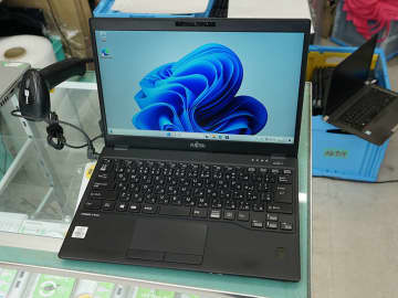 Core i5-10310U+8GBメモリ搭載の13.3型「LIFEBOOK U9310/D」が29,800円！中古PCセール
