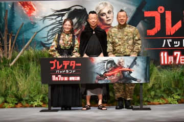 小峠英二「『プレデター：バッドランド』なんて地だ!!」ドレッドヘア姿で咆哮！渋谷が“最悪の地”に変貌