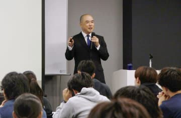 闇バイト「やったことある人？」　岐阜県警本部長、笑い誘って注意