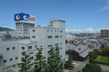 値上げラッシュの中、人気のホワイトビールが値下げを断行。そのカラクリとは？