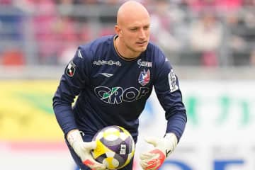 助っ人GKの一発退場は「妥当だな」　一度はプレー続行のジャッジ…キーワードは「Empty Goal」