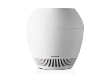光と音で癒やしの時間を演出！ 空気を洗うバルミューダの加湿器「Rain」が進化
