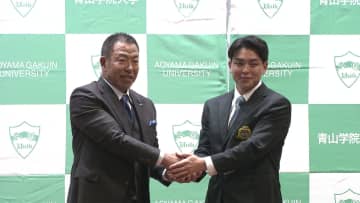 【中日】指名後すぐにドラフト1位・中西聖輝のもとを訪問　井上監督は“握手”をして納得「なるほどね」