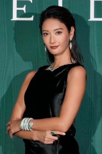 菜々緒の超ミニ丈ショーパン姿にファン歓喜「足しか目に入らない」「超セクシー」