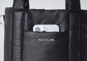ローソン限定も♪累計100万部突破の人気シリーズから「5ポケット新作バッグ」出た！BAYFLOWの便利トートをチェック♪