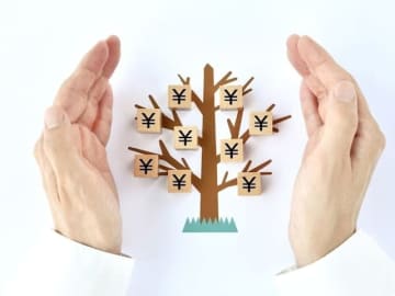 運用は怖いけど、預金だけじゃ不安……という人は、個人向け国債「変動10」で資産を守るべし