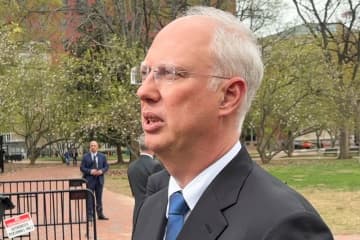 プーチン氏側近が訪米　トランプ政権幹部と会談へ
