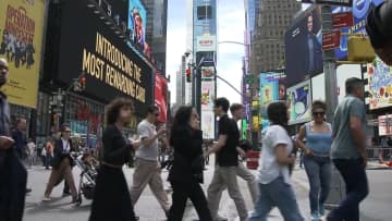 アメリカ9月の消費者物価指数3.0％上昇　市場予想下回る　政府機関閉鎖中の公表