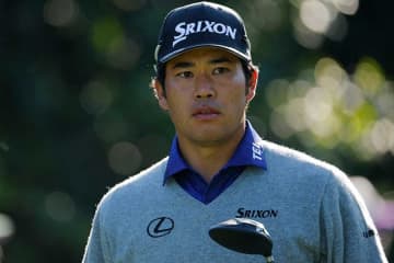 松山英樹に思わぬ“災難”　正確すぎて…大会公式も苦笑い「修理が必要に」　自ら後始末