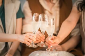 お酒を飲まない女性、割り勘で毎回7000円超え 「私の分なんて3000円もかかりません 」→ 最終的に絶縁