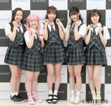 大森莉緒、幼さから大人の色気へ──時を超えた衝撃ショット
