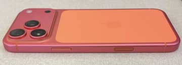 お手入れに気をつけて！ オレンジの「iPhone 17 Pro」がローズゴールドに変色