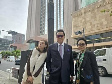 高橋英樹、久しぶりの“親子デート”へ 「素敵な時間ですね」「理想の親子像です！」などの反響