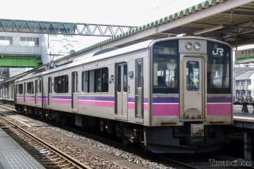 風光明媚な区間を走る臨時列車は鉄道ファン的にもレア!? 「珍しい機会」な「仙岩紅葉号」