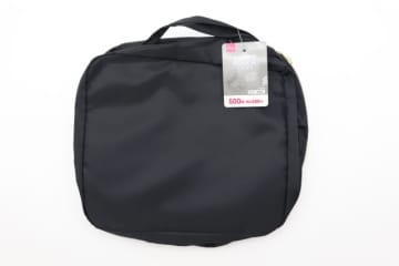 【ダイソー】こういうのがいいんだよ…大容量なのに整理しやすい！黒ポーチ