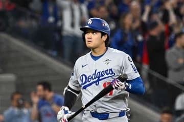 大谷翔平が「ひどい目に遭った」1球　83cm超変化の衝撃…敵地は熱狂「美しい」