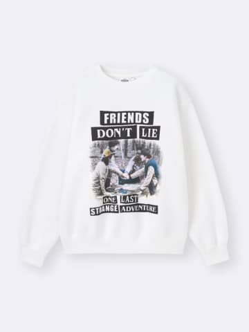 「GU」×『ストレンジャー・シングス』がコラボ！　80年代ムードに落とし込んだウェア全4種登場へ