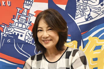 堀ちえみ　クルーズ船内で取れなくなっていたスカートを受け取り無事に下船「１時間探してゲット！」