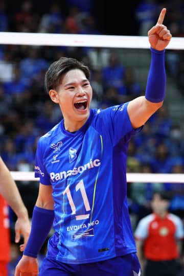 【バレーボール】大阪Ｂが高橋藍擁するサントリーに快勝　西田有志「僕たちは全力で常に戦い続ける」